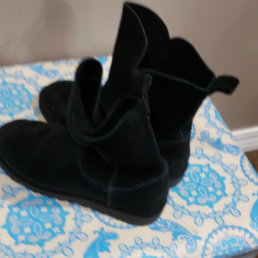 UGG boots like new